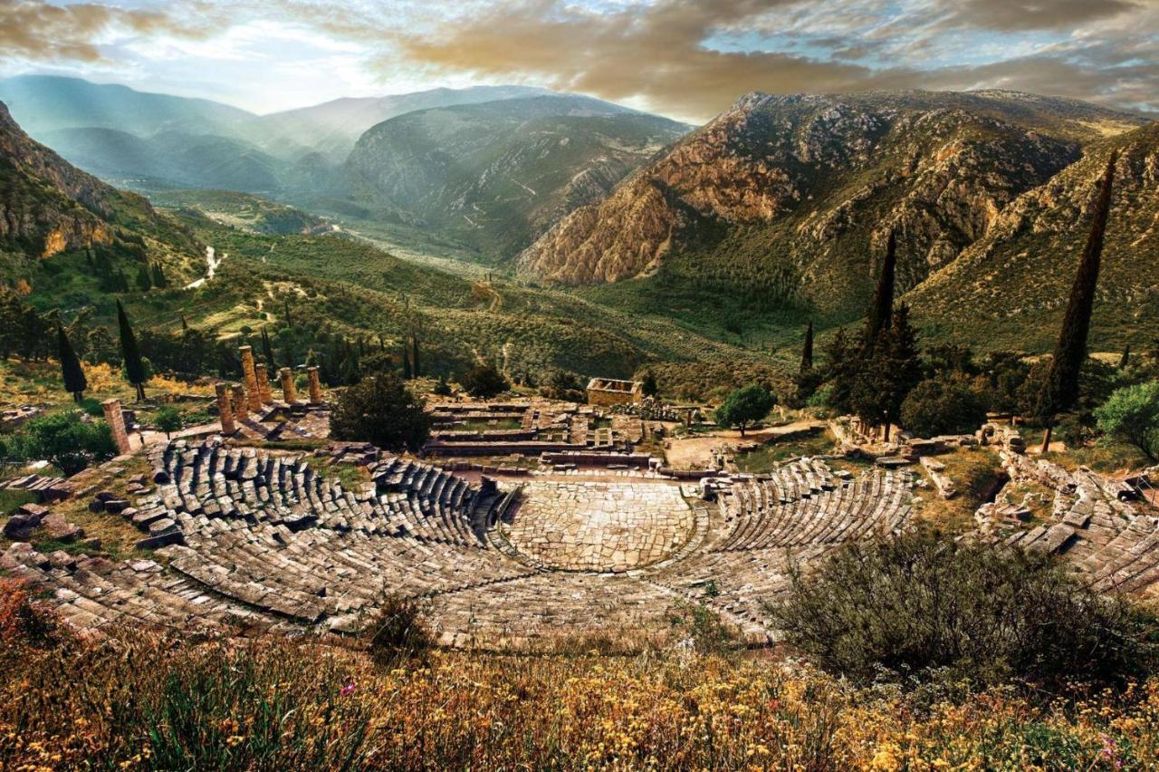 Delphi Celebrity V I P The Navel Of The Earth, Center-Delphi-Penthouse Galaxy&Sky Panoramic View, Harmony&Yoga Lägenhet Exteriör bild